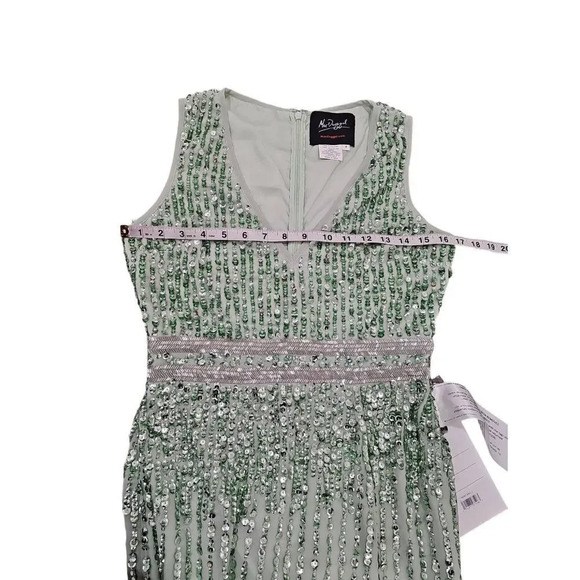 Mac Duggal SEQUINED SLEEVELESS V-NECK MIDI SHEATH DRESS Sz 2 - Picture 8 of 9